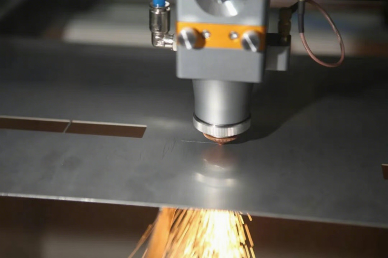 Four Key Process Optimizations to Overcome Fiber Laser Cutting Challenges